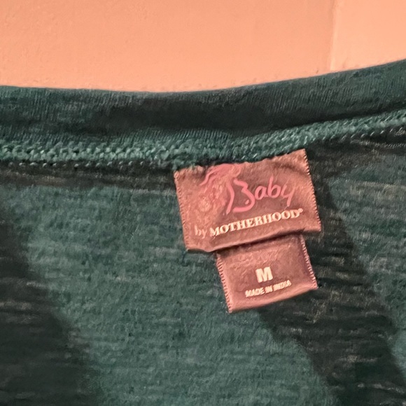 Bundle 2 maternity items, black stretch soft leggings + teal ruched rose top - Picture 5 of 7